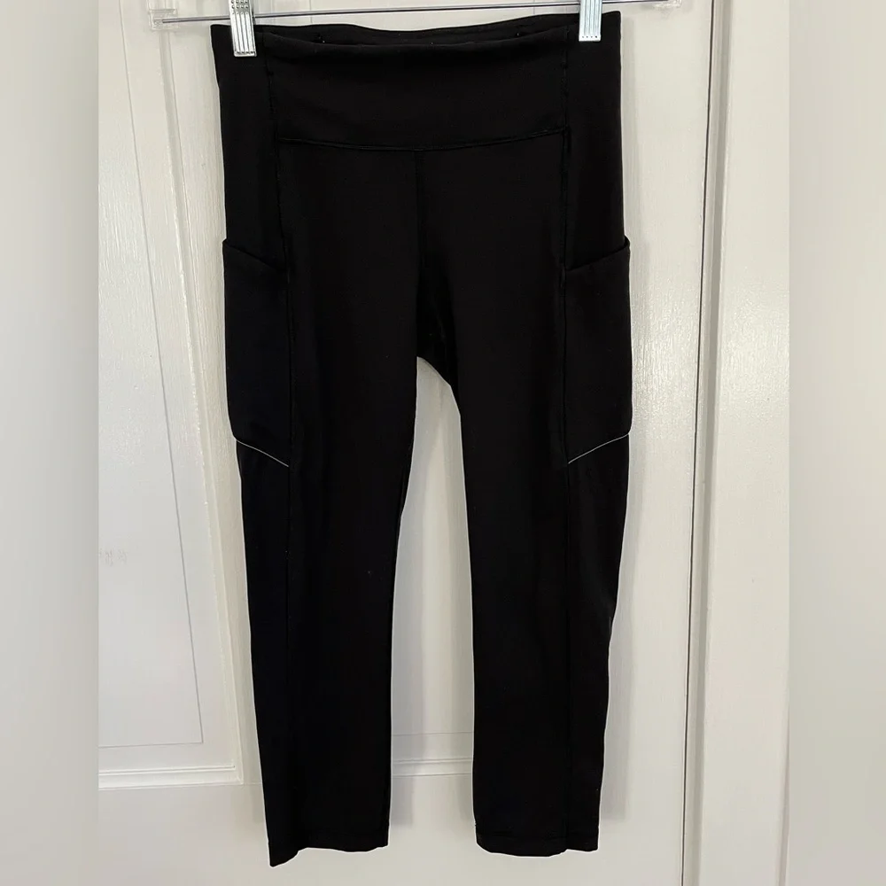 Lululemon Speed Up Crop 21